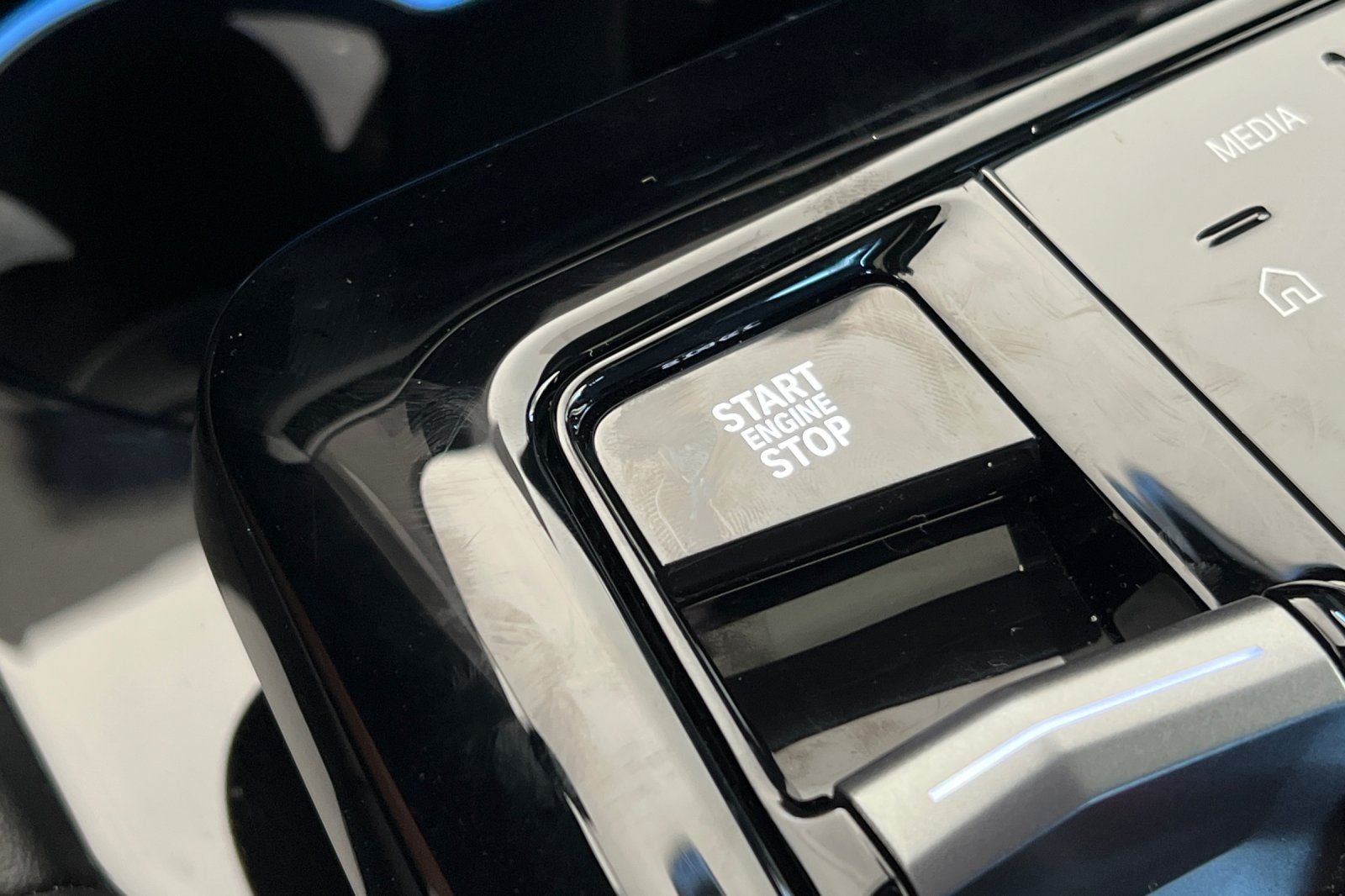 2026 BMW 5 Series 530i