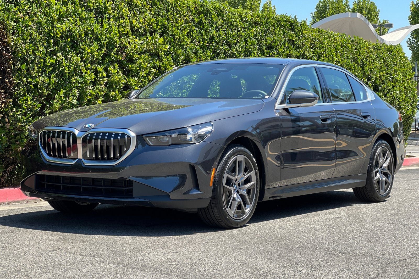2026 BMW 5 Series 530i