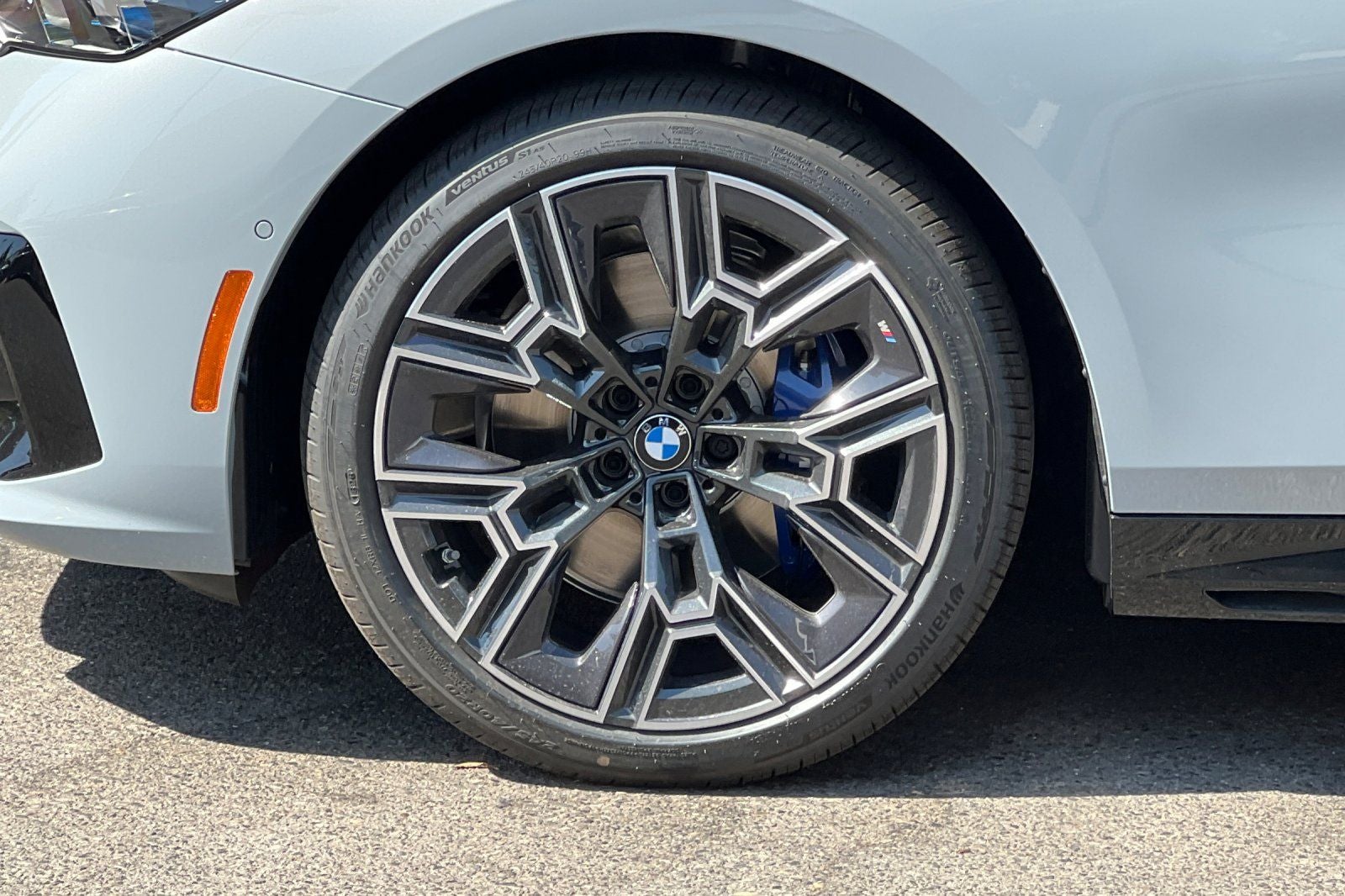 2027 BMW 5 Series 530i