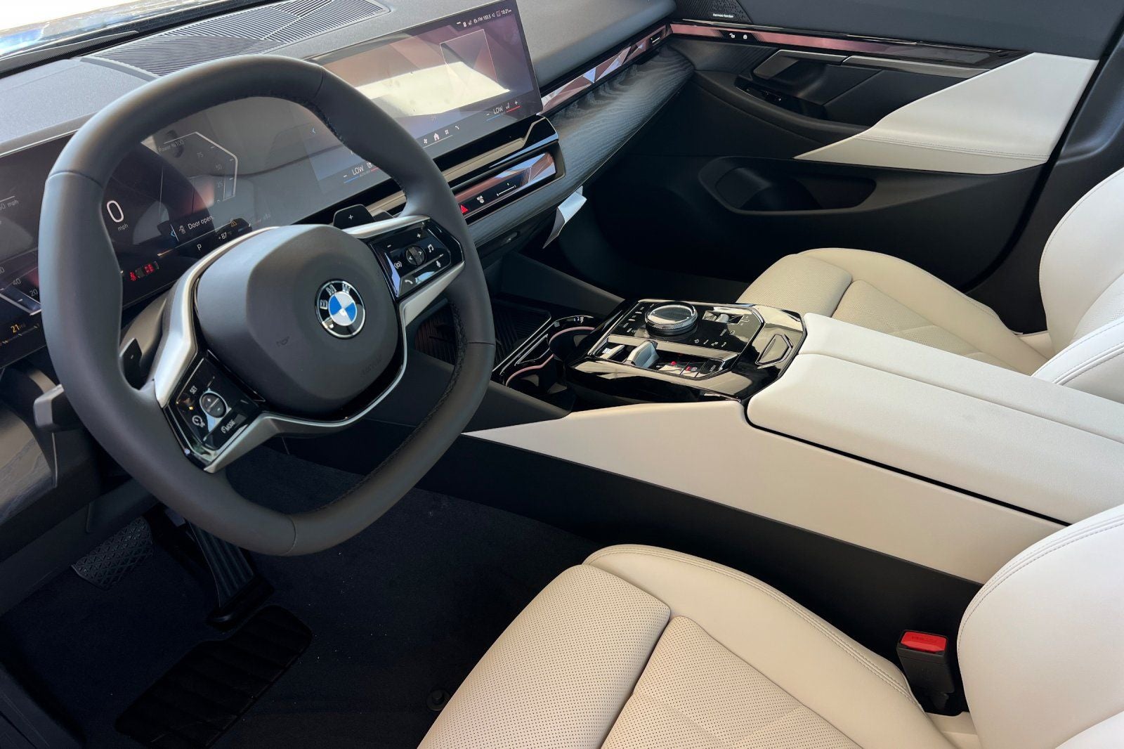 2027 BMW 5 Series 530i