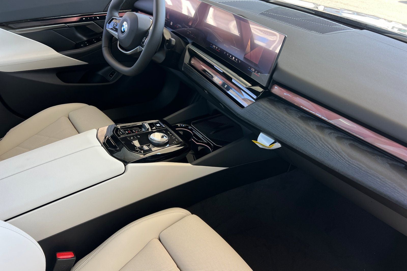 2027 BMW 5 Series 530i