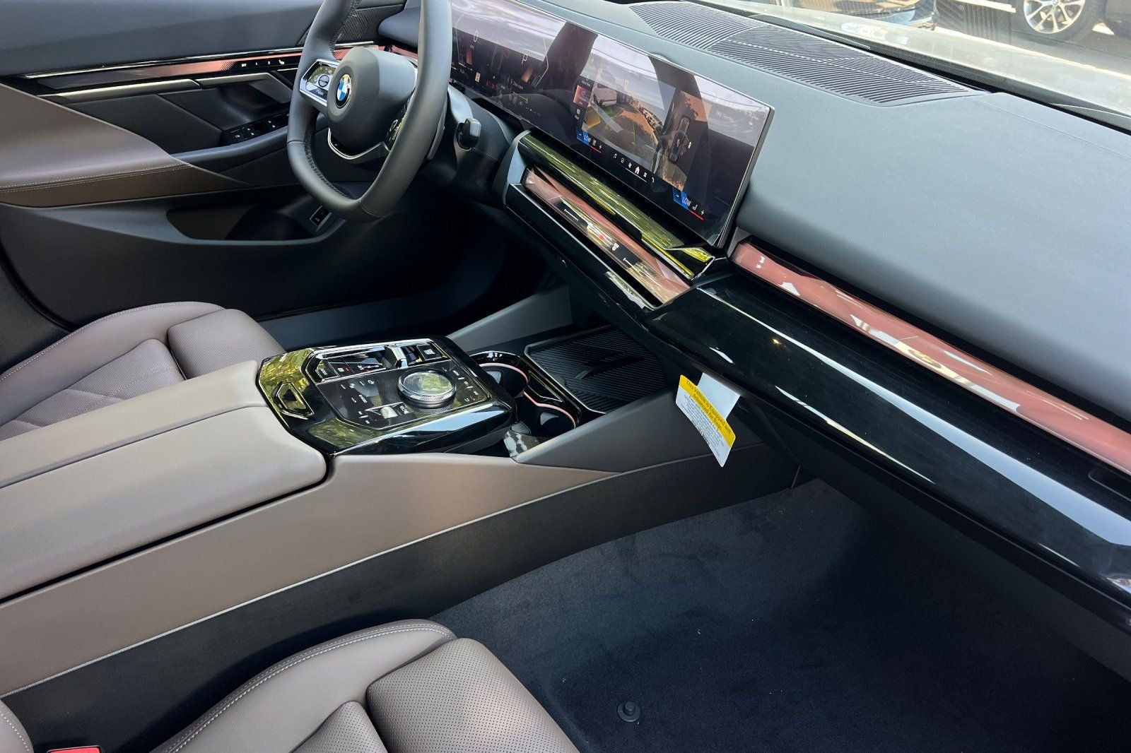 2027 BMW 5 Series 530i