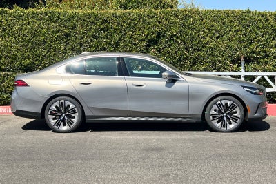 2027 BMW 5 Series 530i