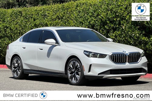 2025 BMW 5 Series 530i