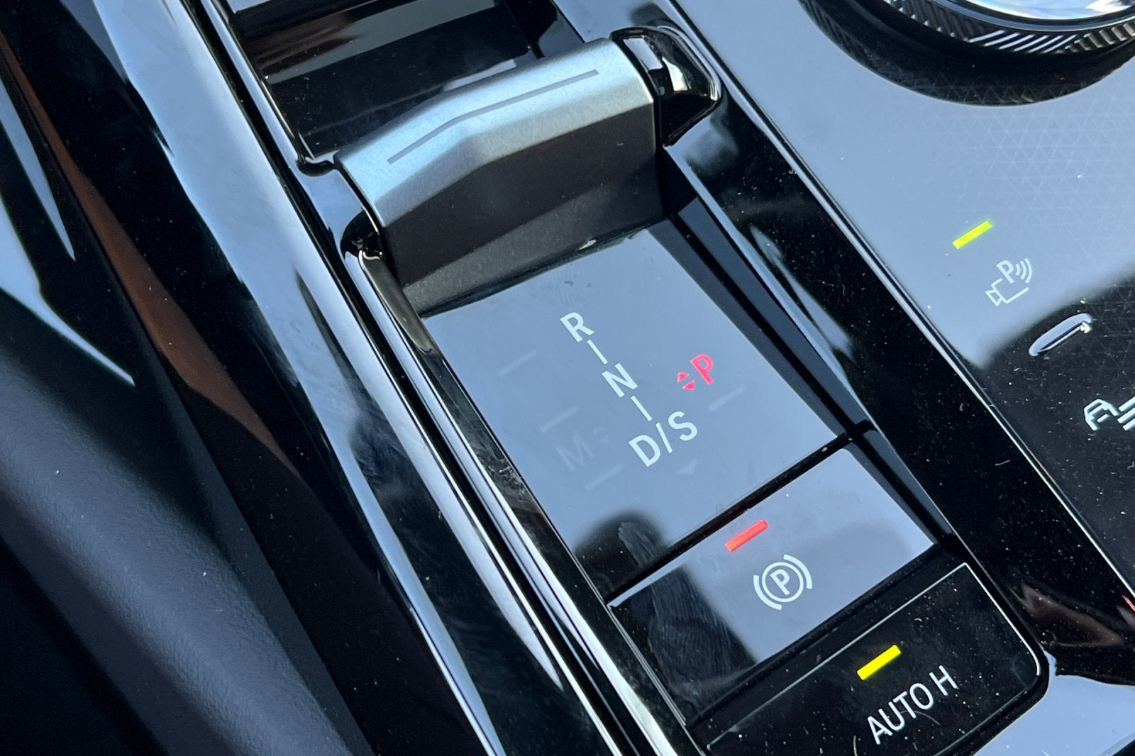 2027 BMW 5 Series 530i