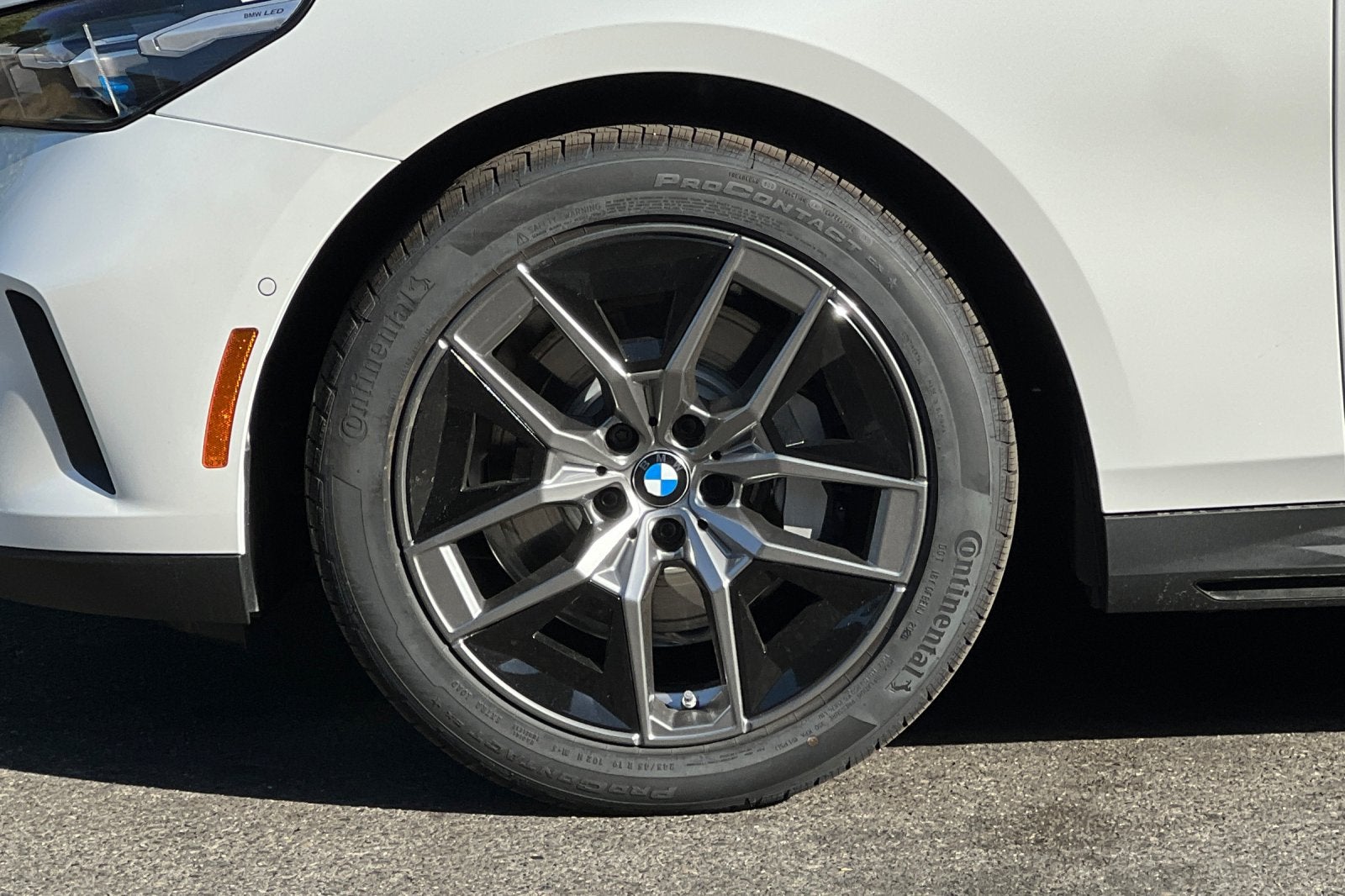 2027 BMW 5 Series 530i
