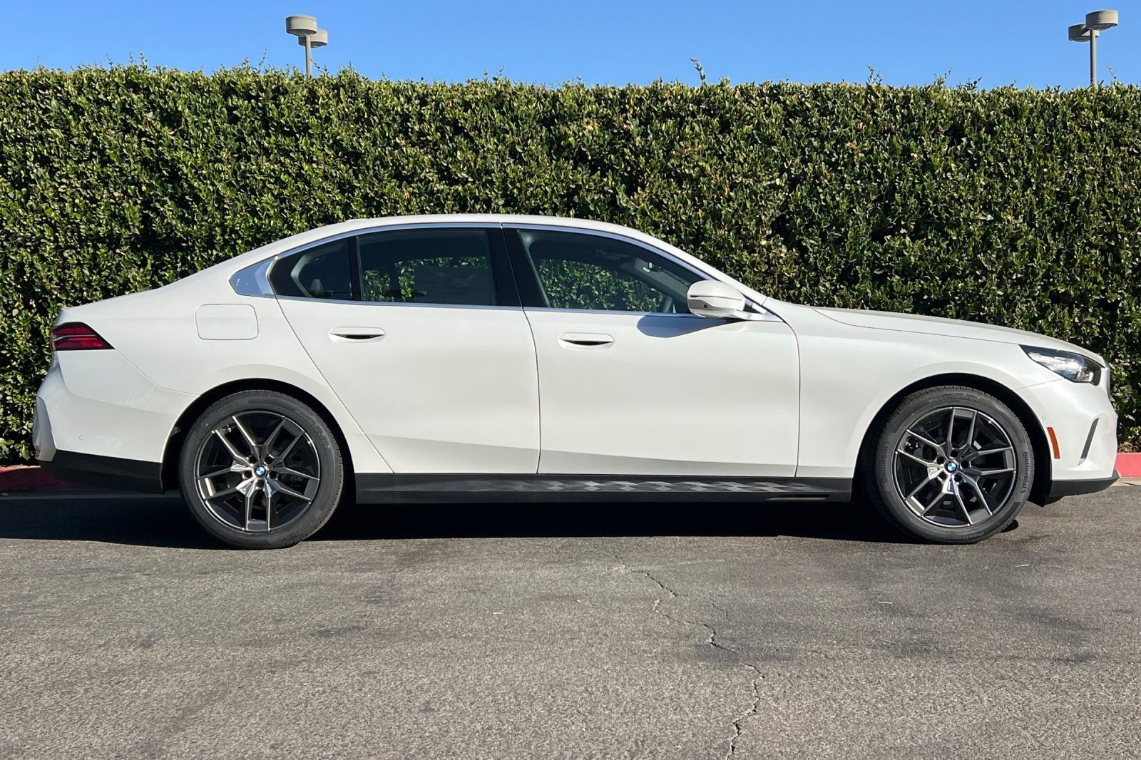 2027 BMW 5 Series 530i