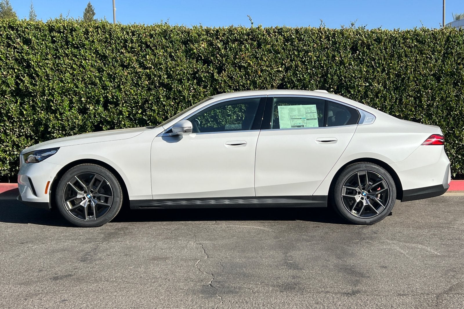 2027 BMW 5 Series 530i