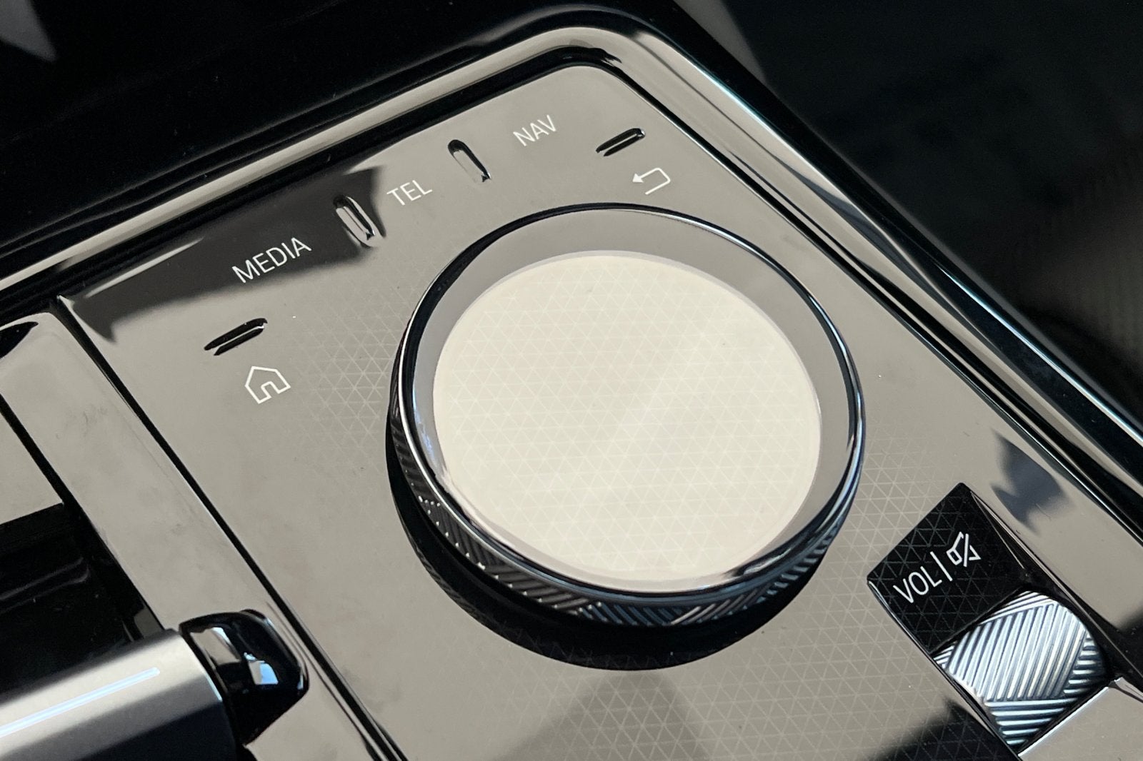 2027 BMW 5 Series 530i