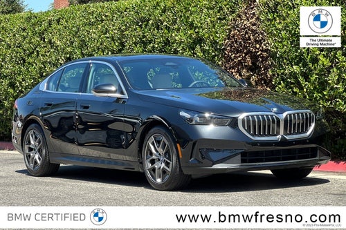 2026 BMW 5 Series 530i