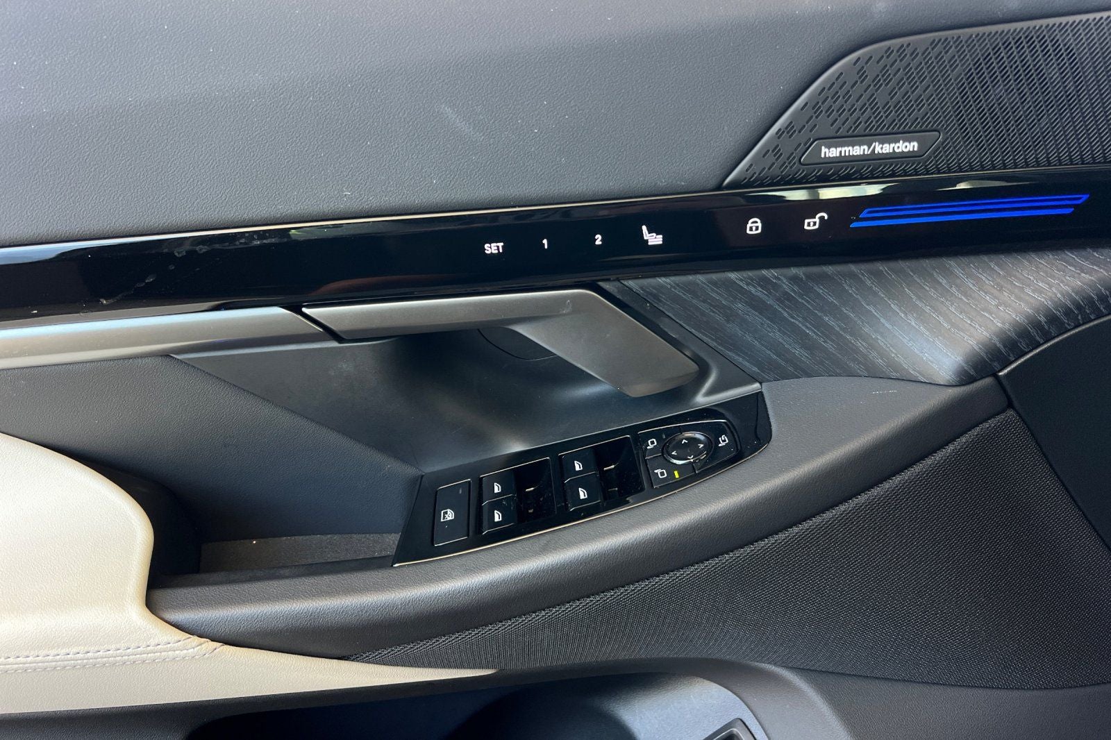 2026 BMW 5 Series 530i