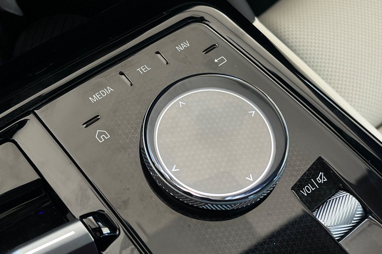 2026 BMW 5 Series 530i