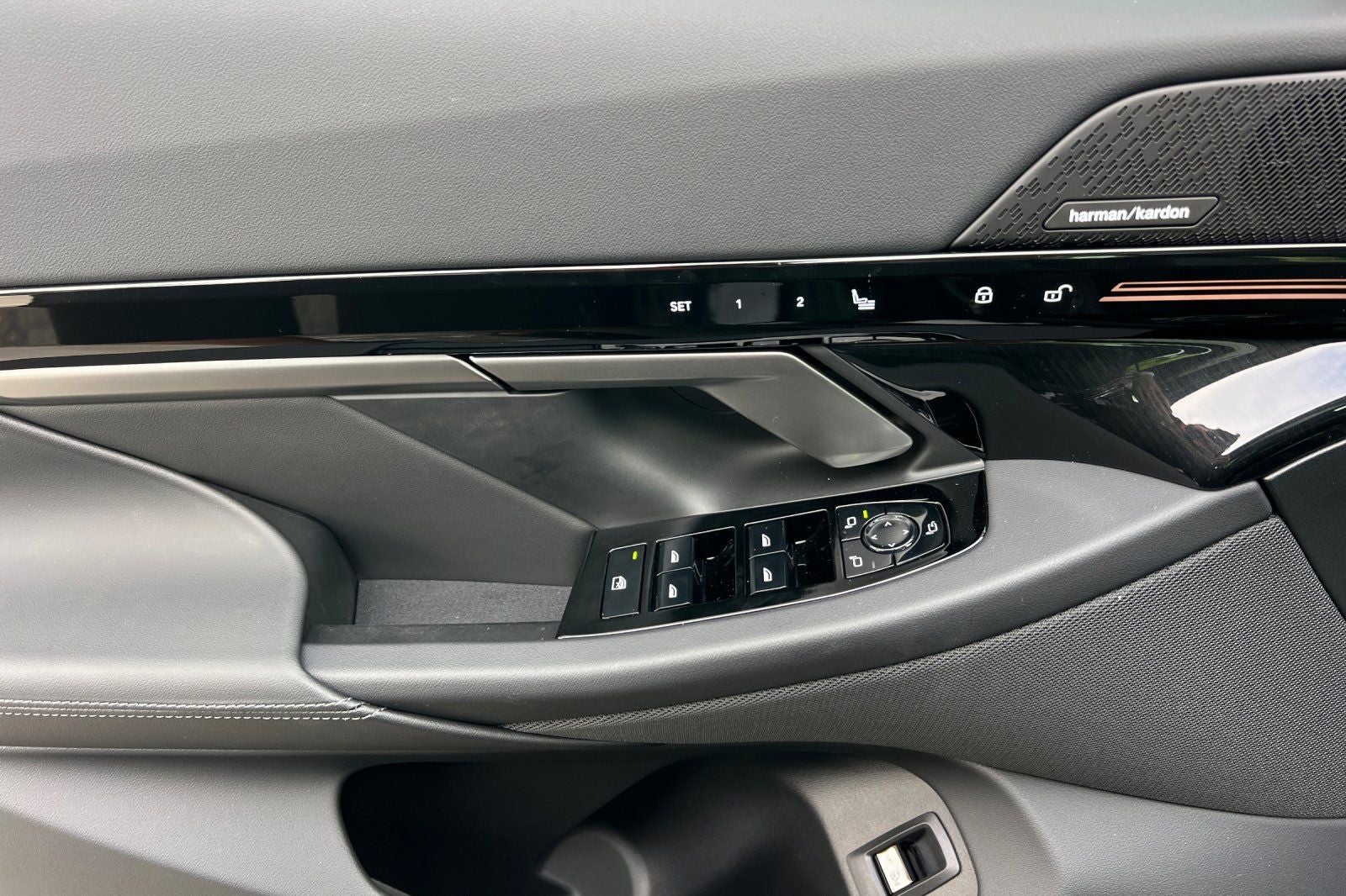 2026 BMW 5 Series 530i