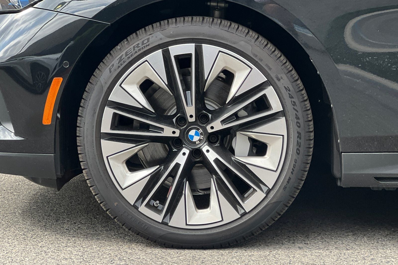 2026 BMW 5 Series 530i