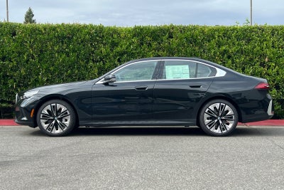 2026 BMW 5 Series 530i