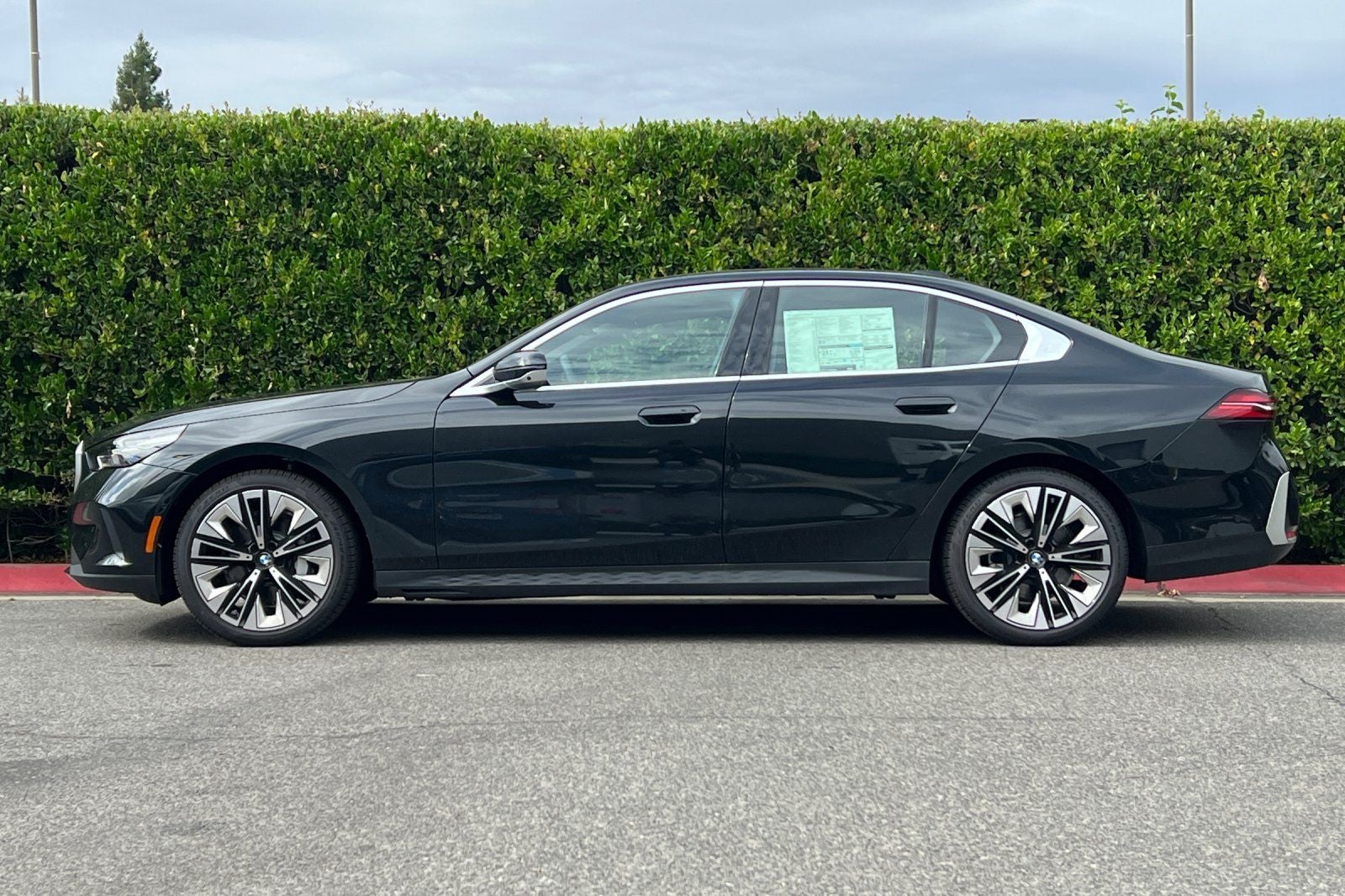2026 BMW 5 Series 530i