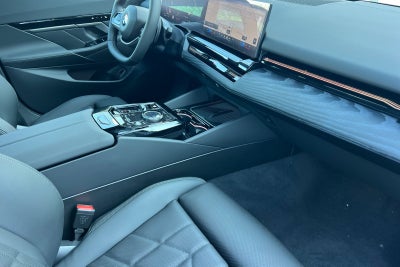 2026 BMW 5 Series 530i