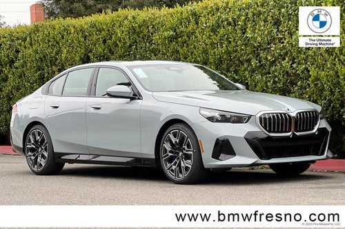 2026 BMW 5 Series 530i