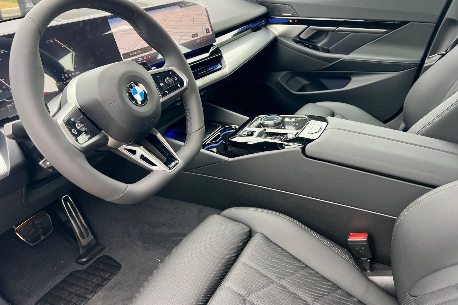 2026 BMW 5 Series 530i