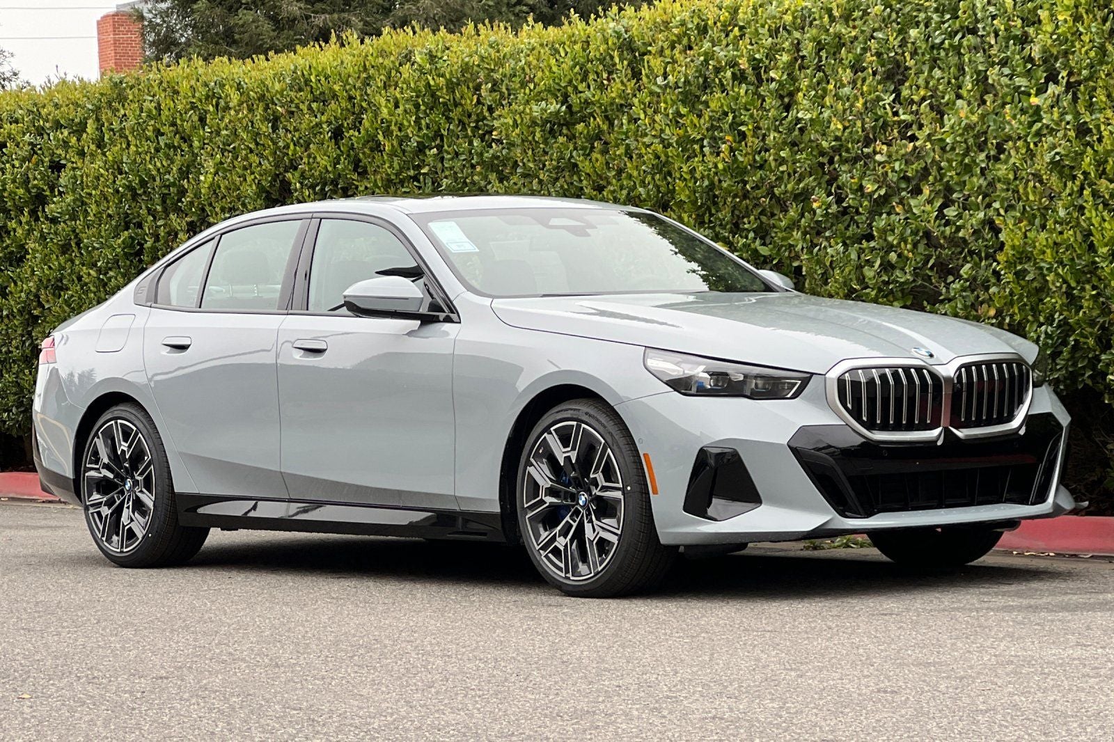 2026 BMW 5 Series 530i