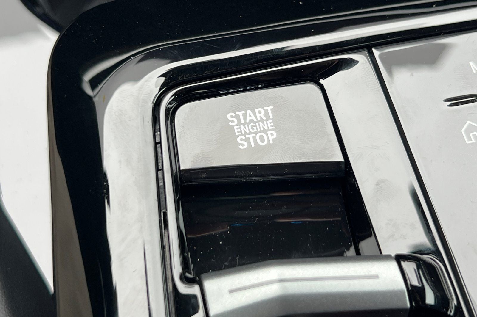 2026 BMW 5 Series 530i