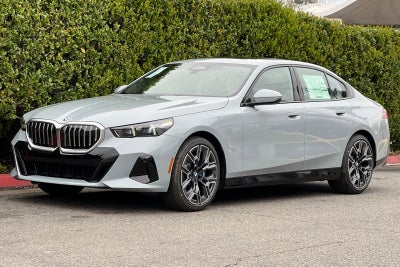 2026 BMW 5 Series 530i