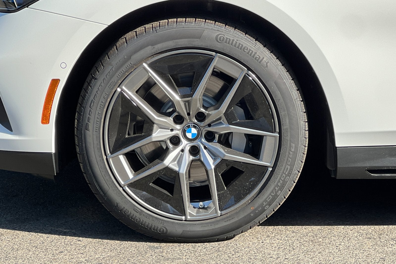 2027 BMW 5 Series 530i