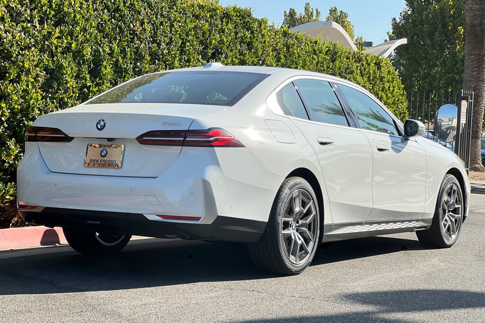 2027 BMW 5 Series 530i