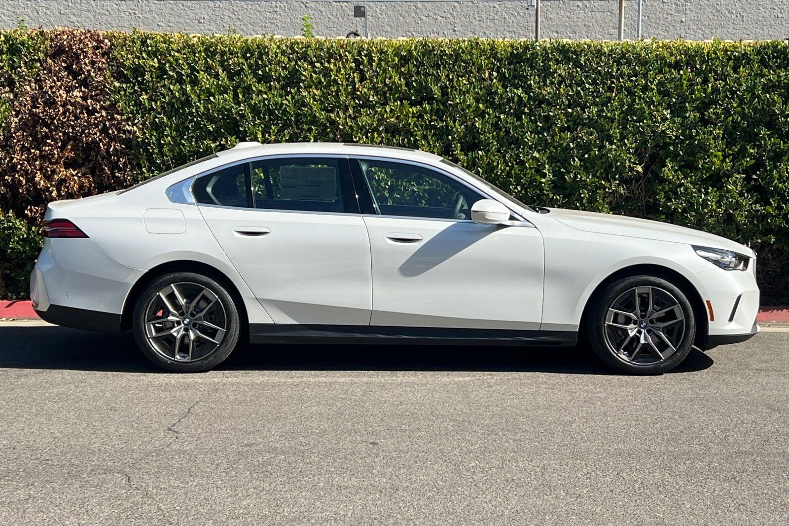 2027 BMW 5 Series 530i