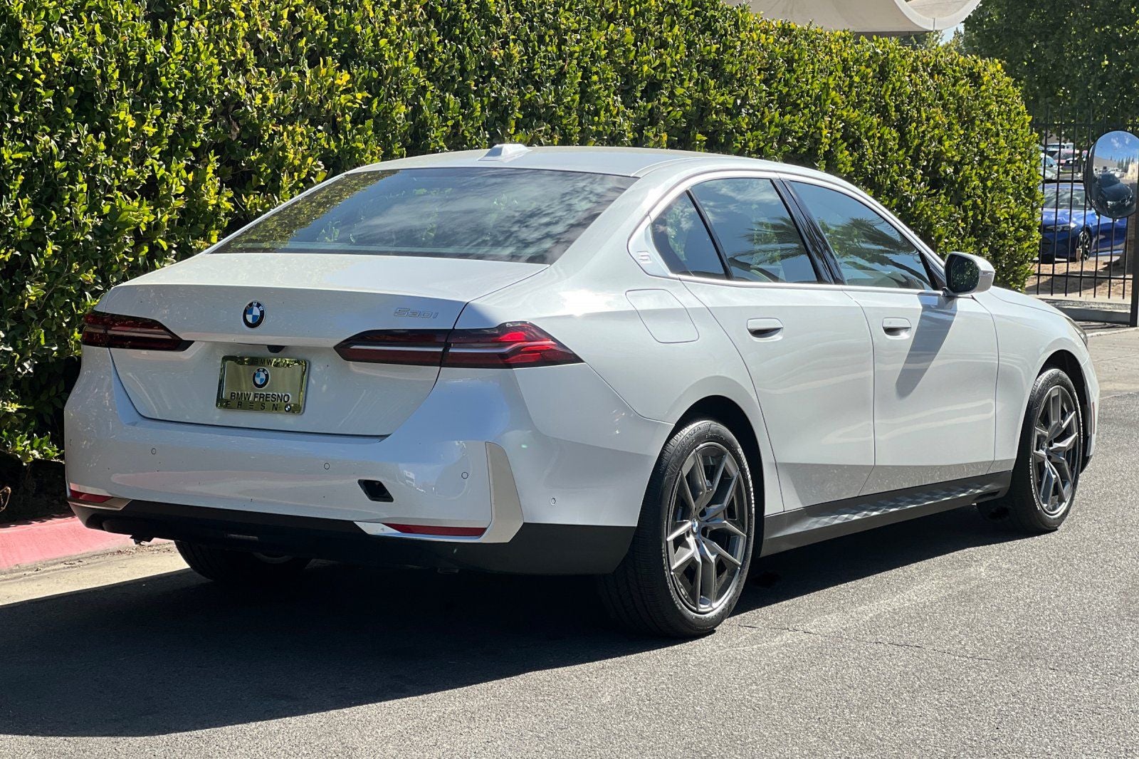 2027 BMW 5 Series 530i