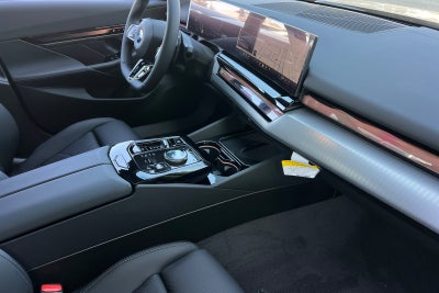 2027 BMW 5 Series 530i