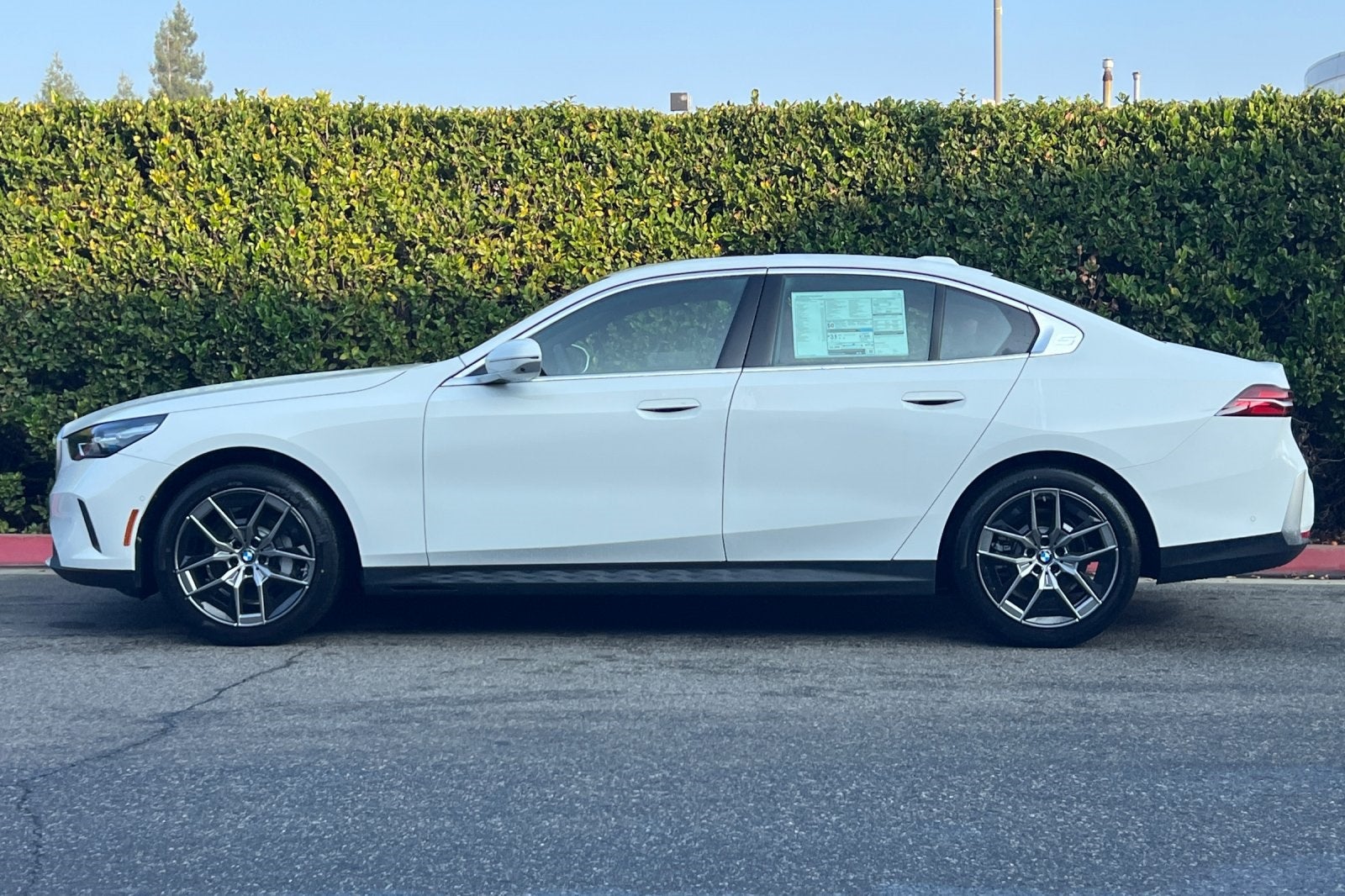 2026 BMW 5 Series 530i