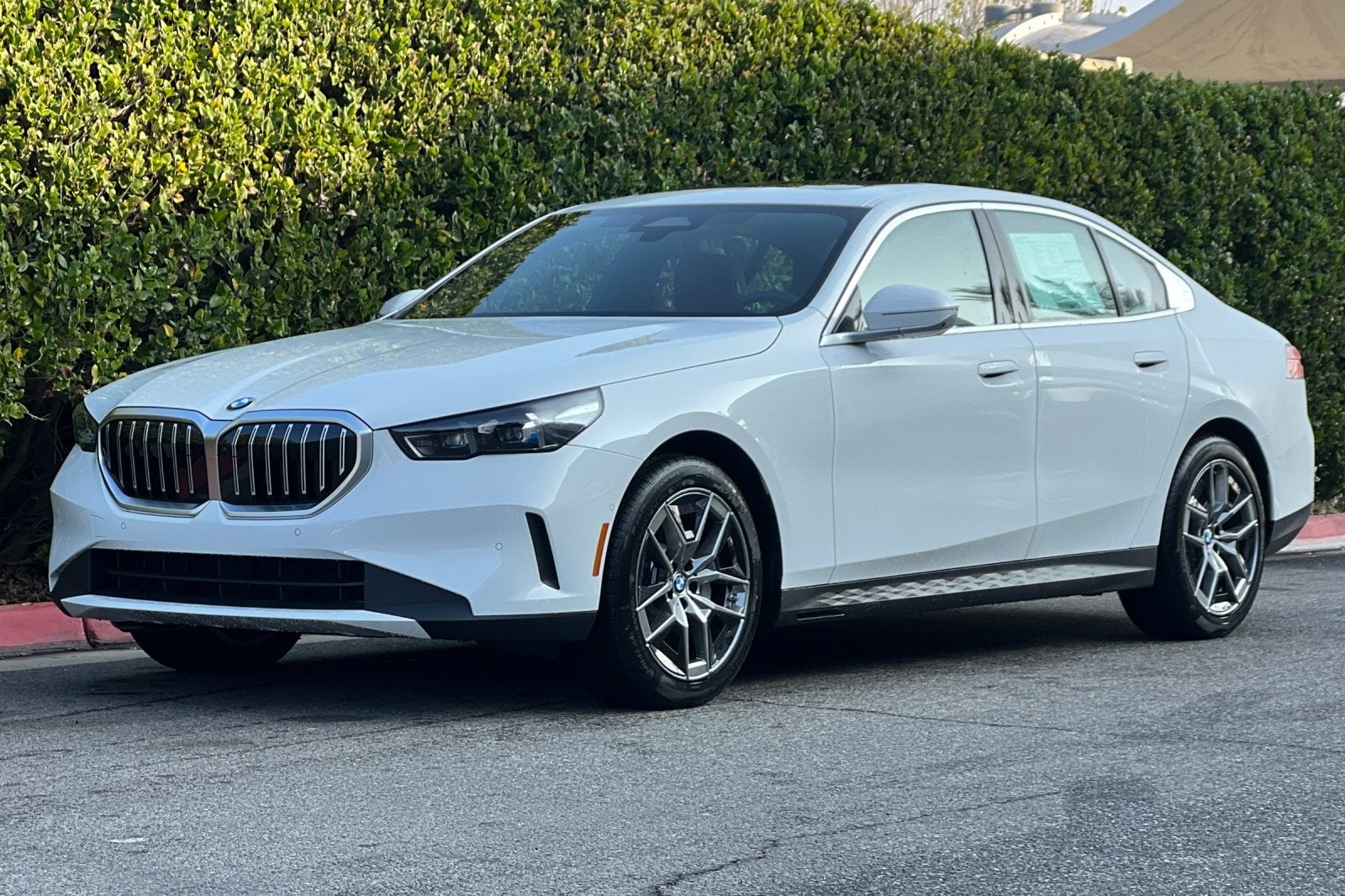 2026 BMW 5 Series 530i