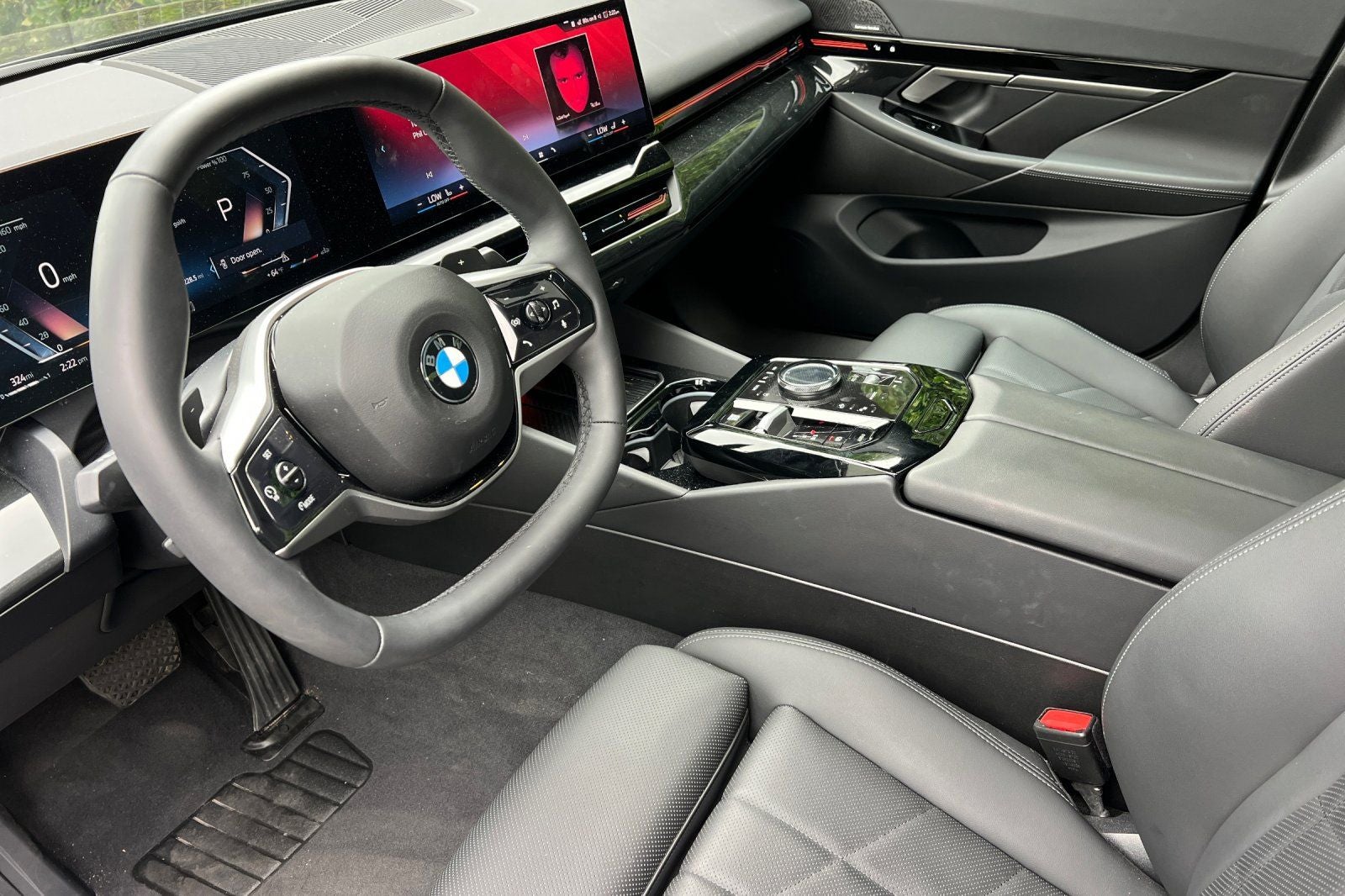 2026 BMW 5 Series 530i