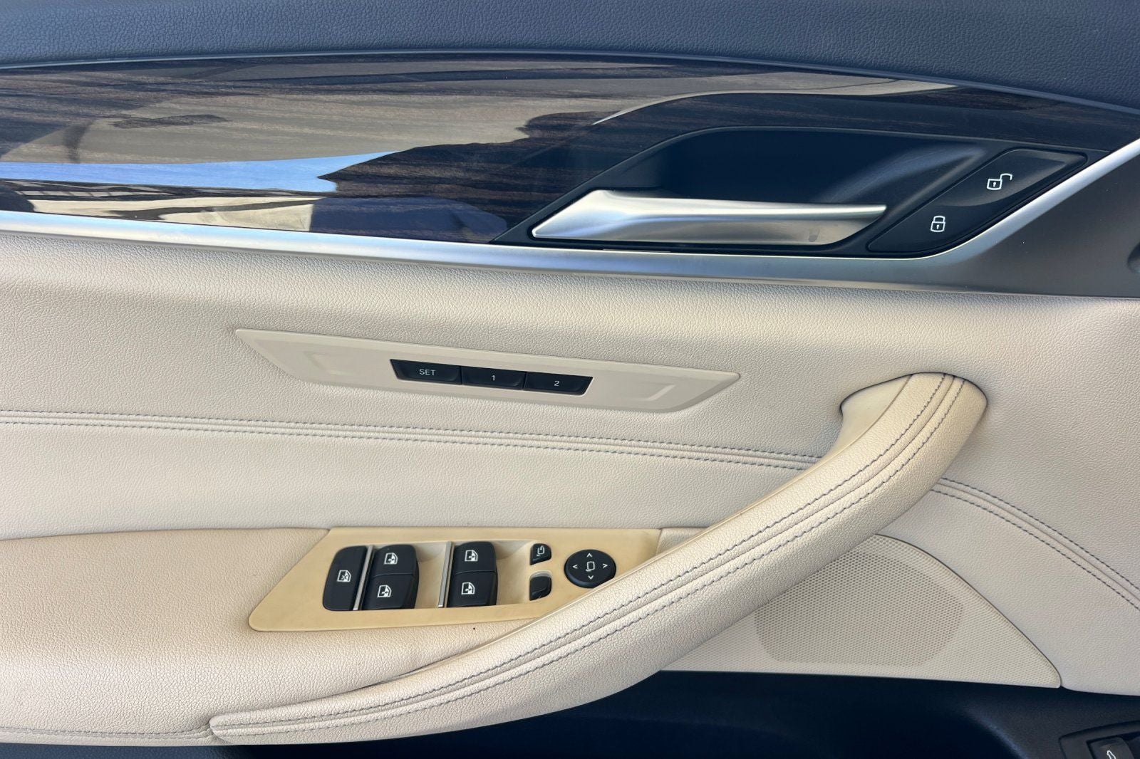 2021 BMW 5 Series 530i
