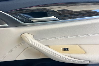 2021 BMW 5 Series 530i
