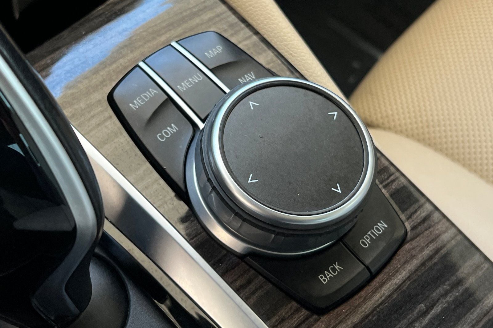 2021 BMW 5 Series 530i