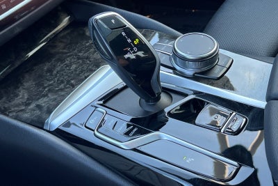 2023 BMW 5 Series 530i