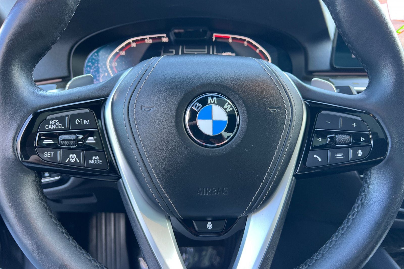 2023 BMW 5 Series 530i