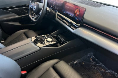 2026 BMW 5 Series 530i xDrive