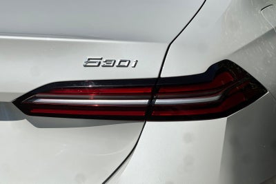 2026 BMW 5 Series 530i xDrive