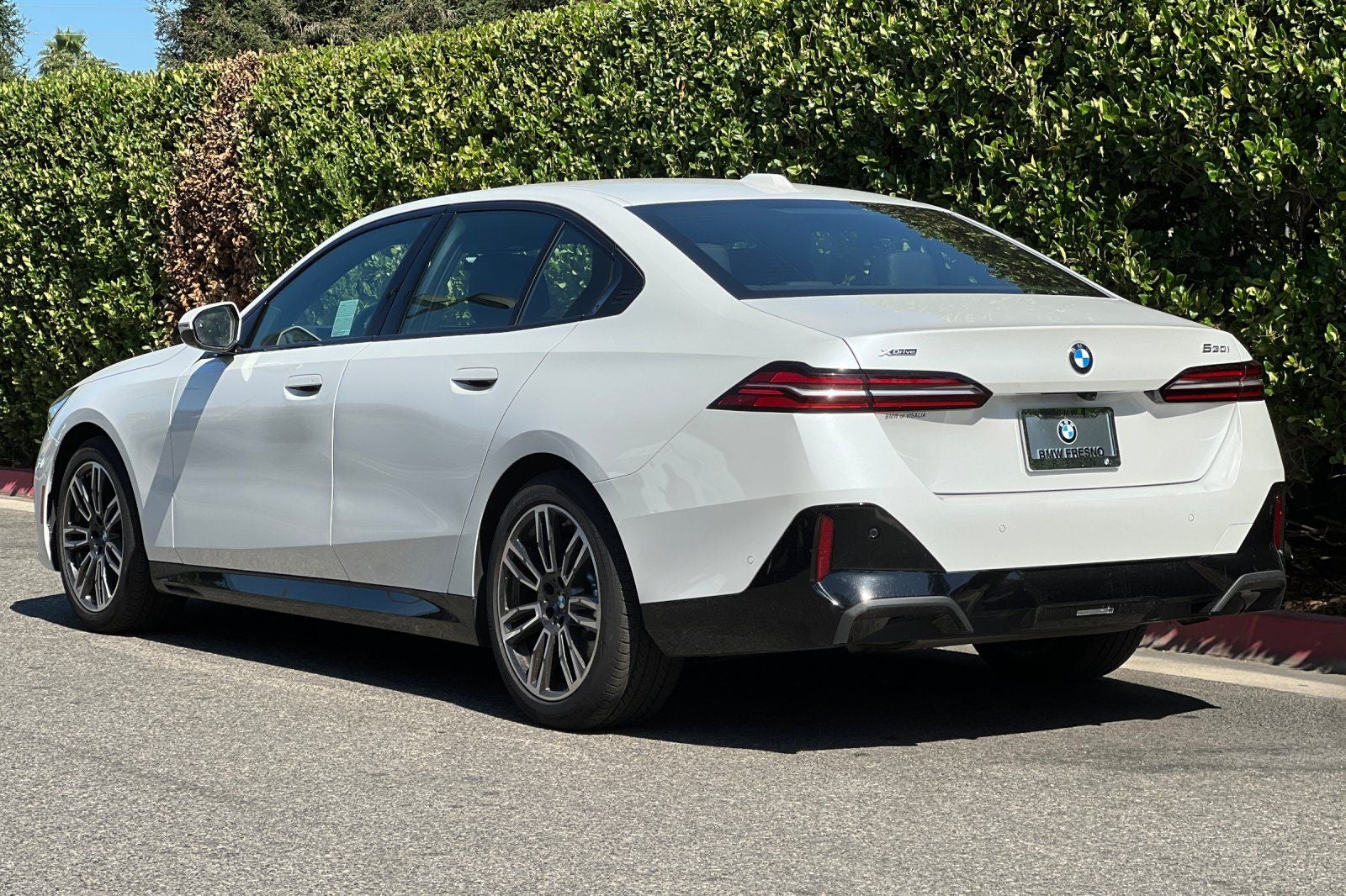 2026 BMW 5 Series 530i xDrive