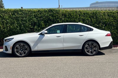 2026 BMW 5 Series 530i xDrive