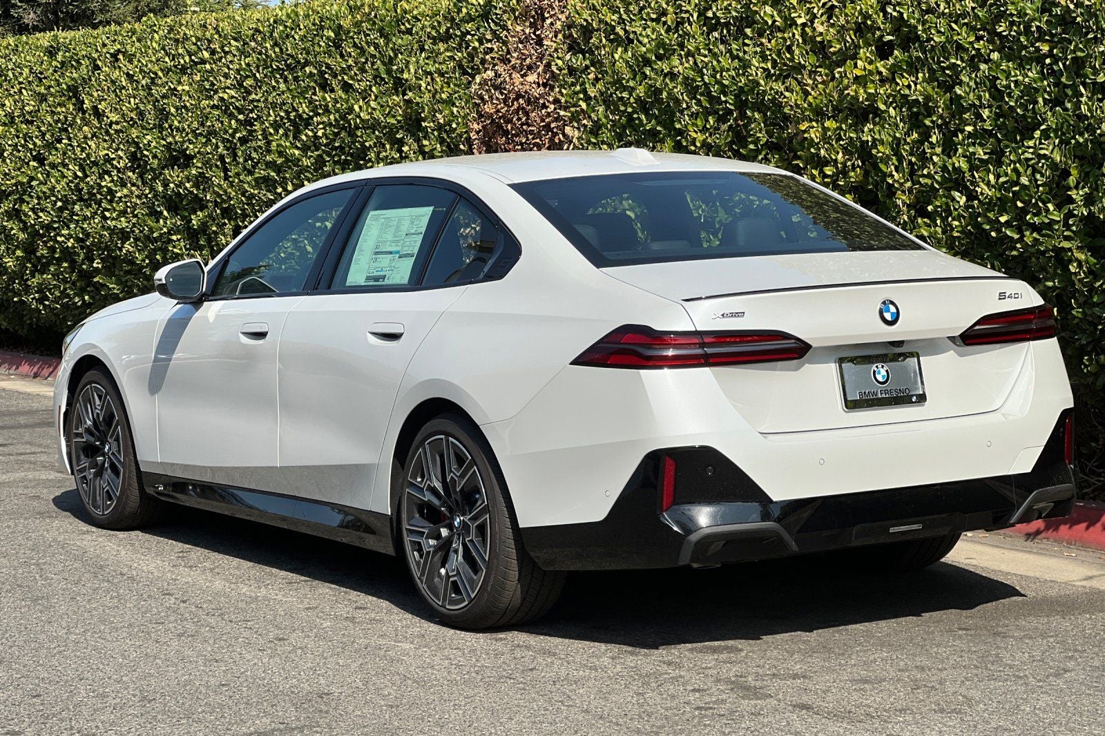 2026 BMW 5 Series 540i xDrive
