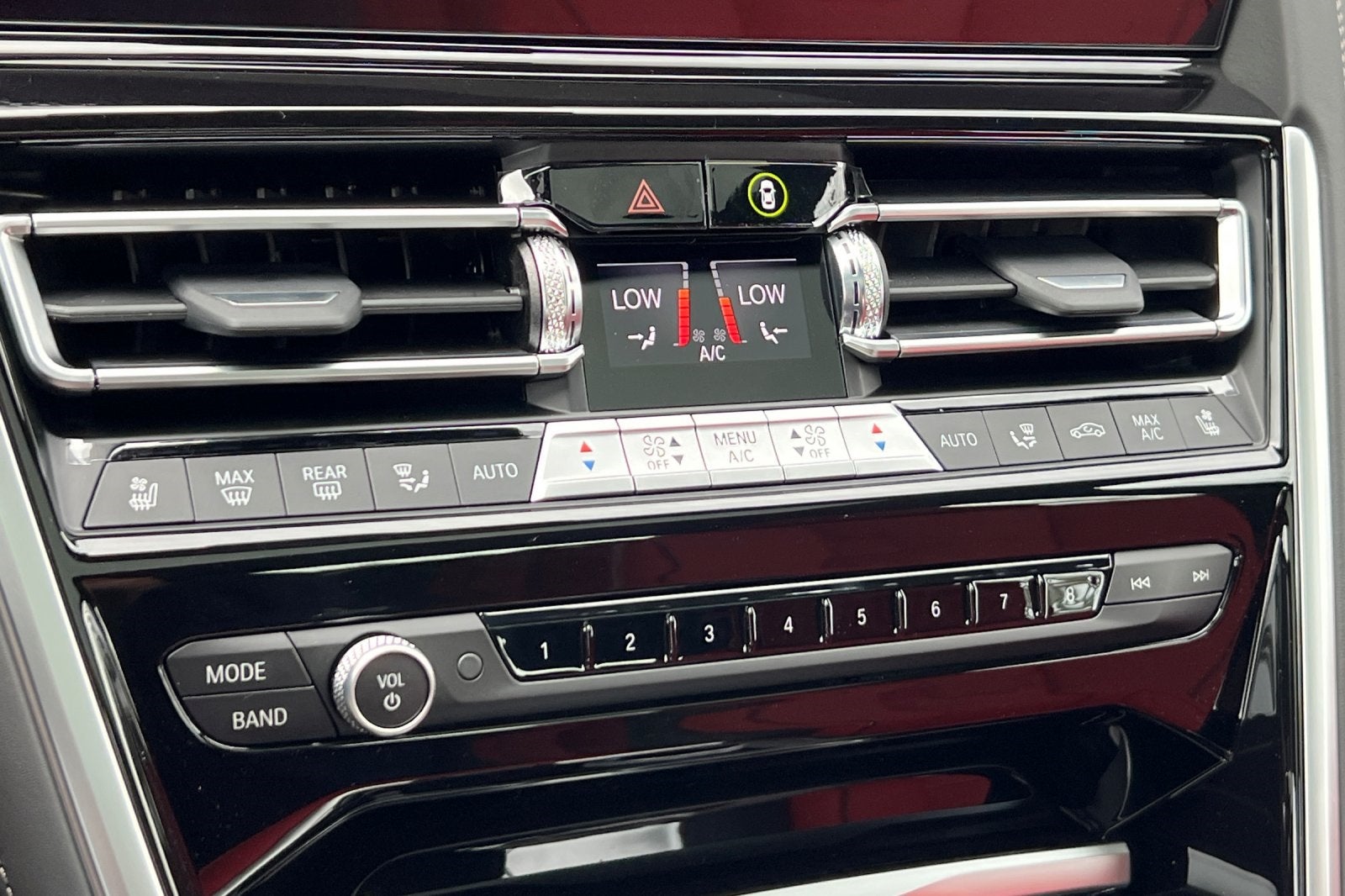 2026 BMW 8 Series 840