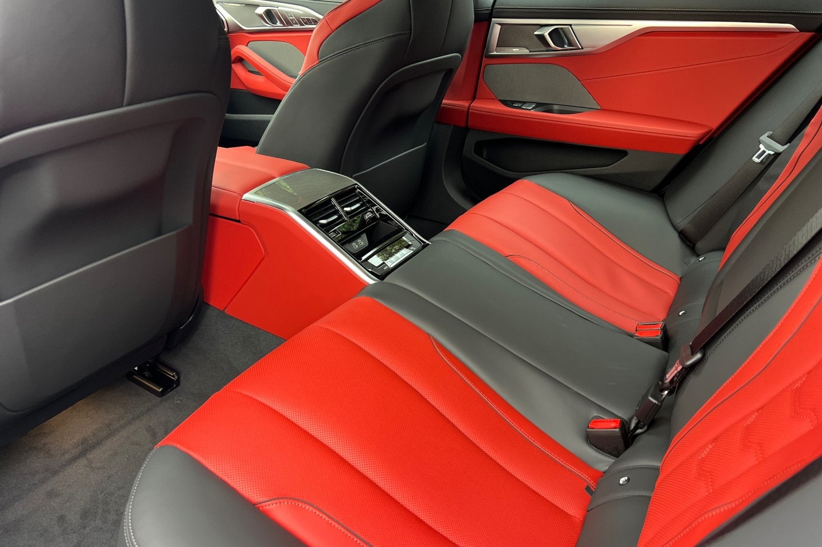 2026 BMW 8 Series 840