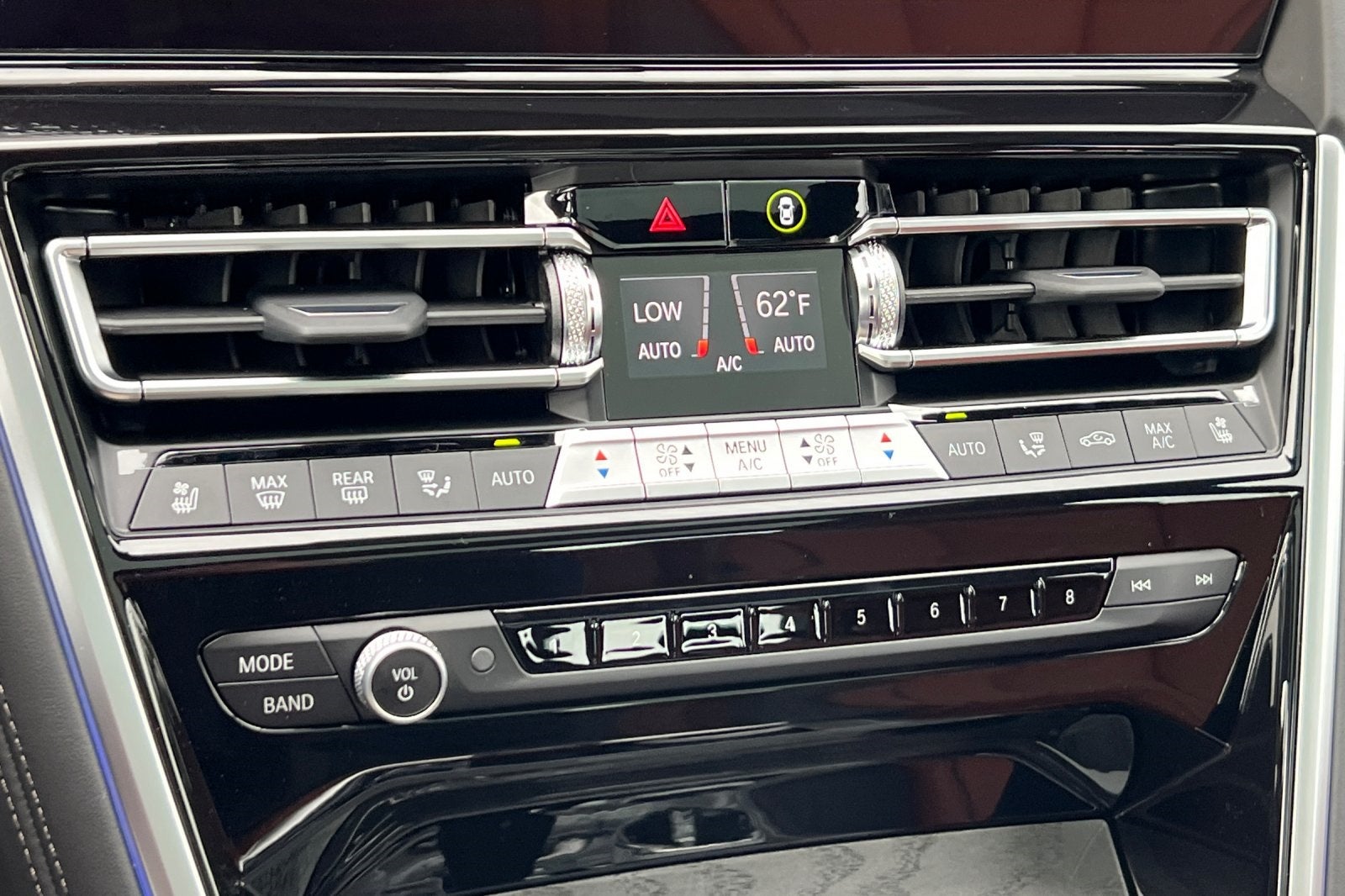 2026 BMW 8 Series 840