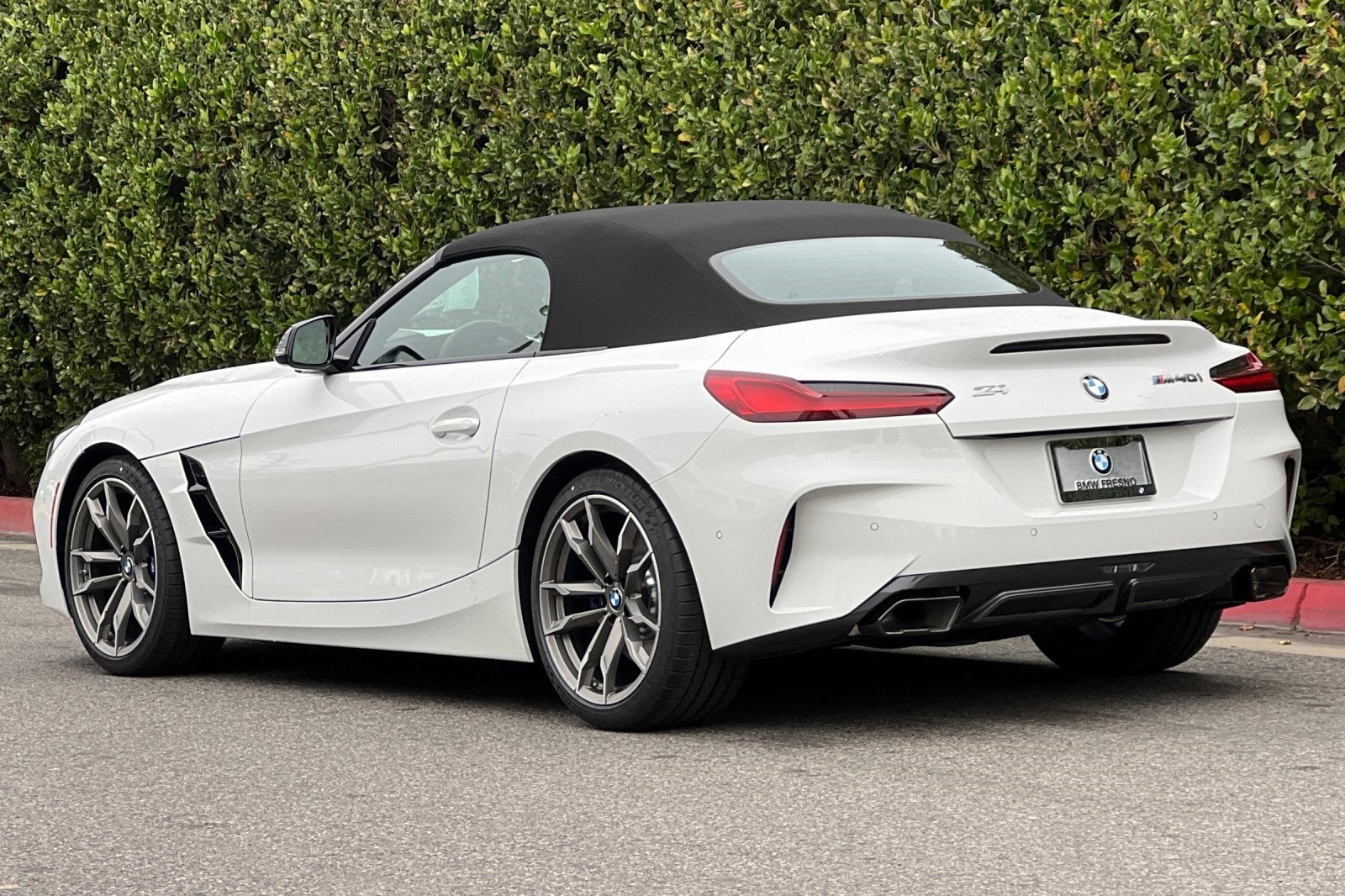 2026 BMW Z4 sDrive M40i