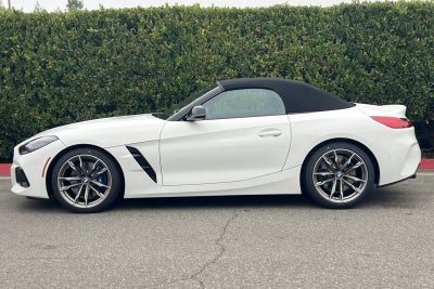 2026 BMW Z4 sDrive M40i
