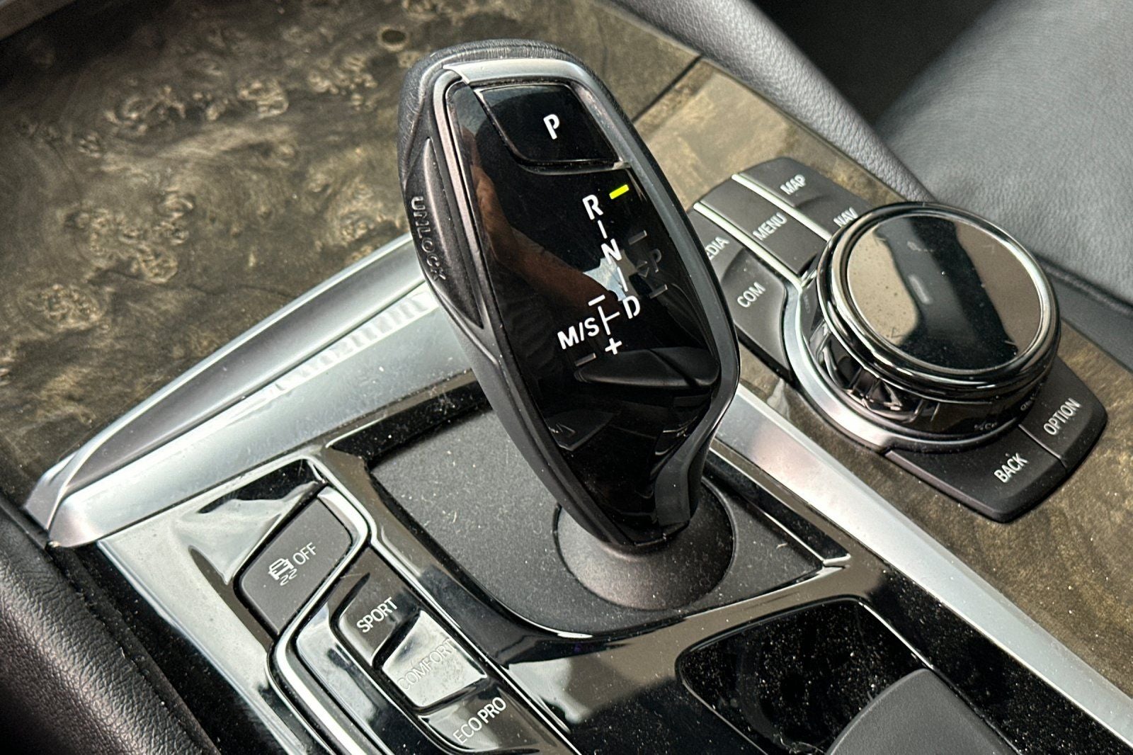 2019 BMW 5 Series 540i